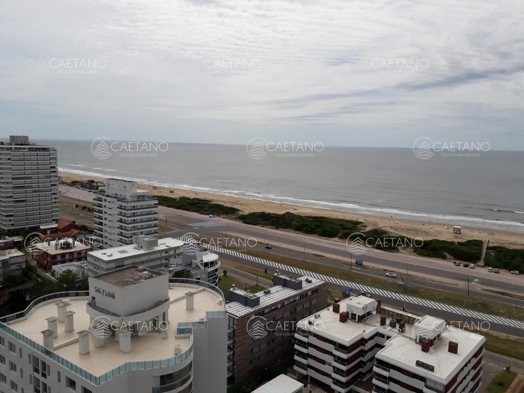 apartamento en 2 linea de playa brava