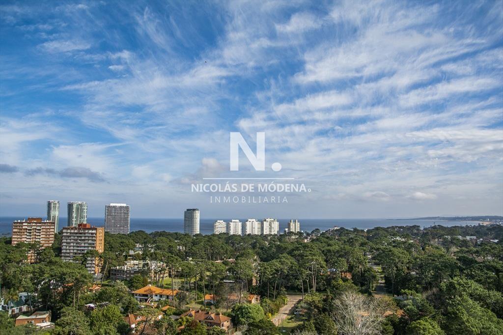 Departamento en venta de 3 dormitorios con vista