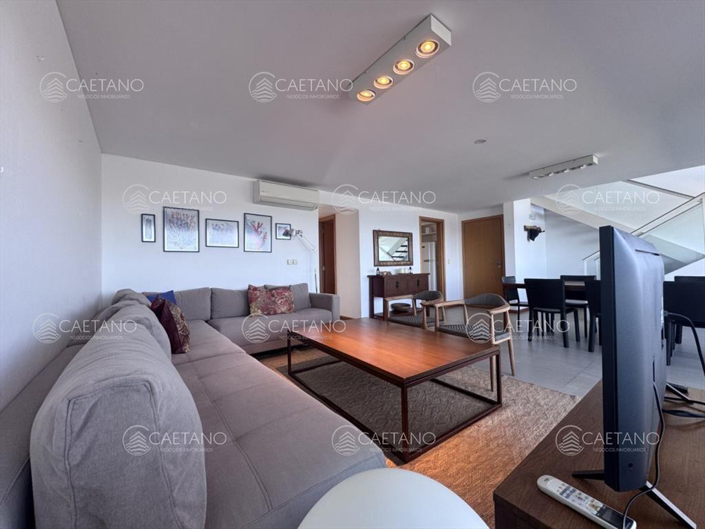 Venta apartamento 3 dormitorios. Península, del