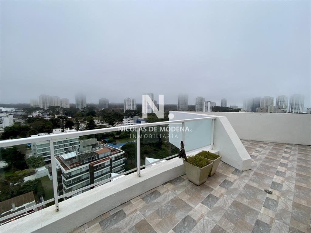 En venta apartamento en Aidy Grill - Punta del de