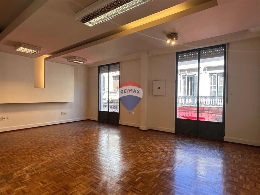 ALQUILER OFICINAS CIUDAD VIEJA PISO COMPLETO