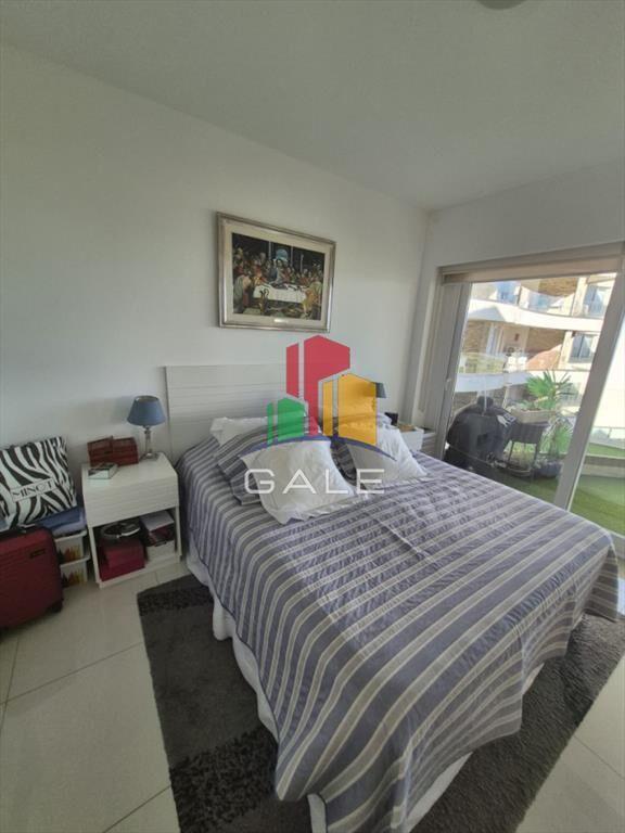 Apartamento en venta primera linea Playa Mansa Punta del Es