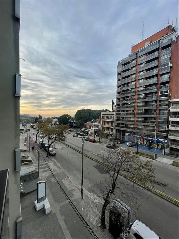 Venta apartamento de 2 dormitorios, 2 baños, terraza, garaje