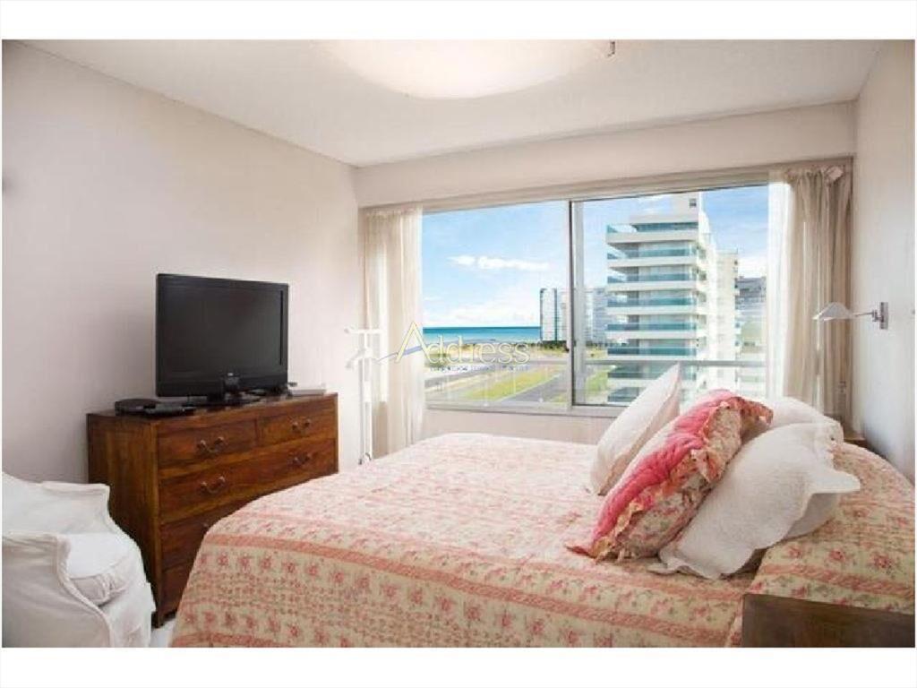 Apartamento en Venta y Alquiler, Brava, Punta del Este, 3 D