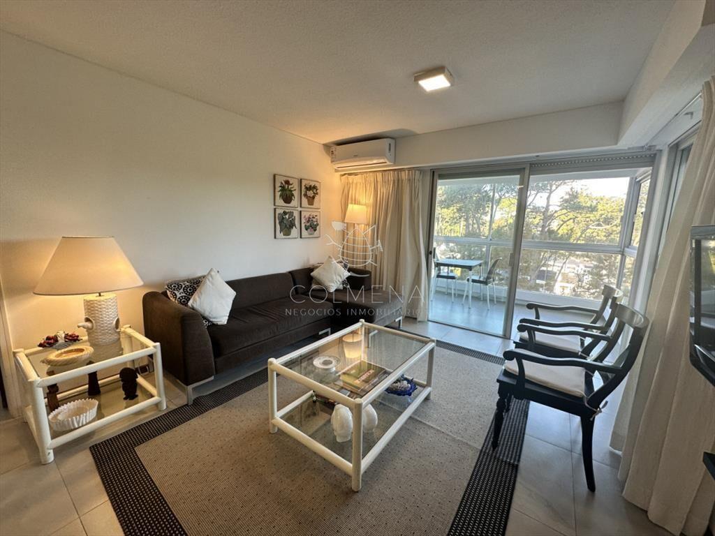 Apartamento en venta de dos dormitorios con listo
