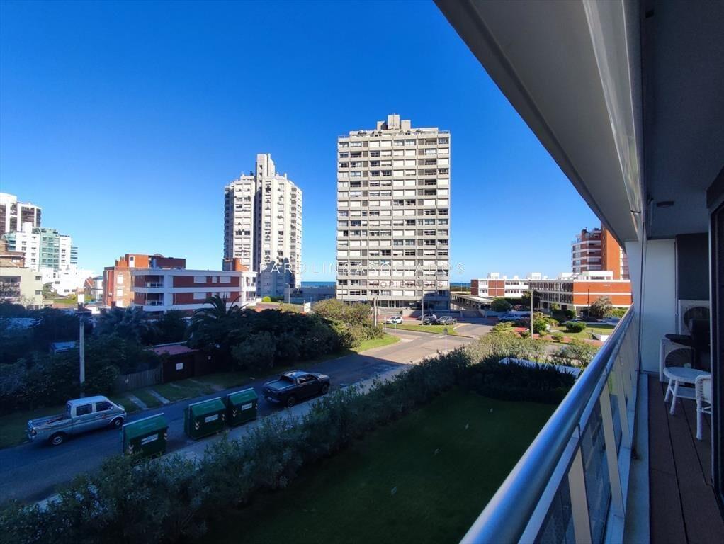 Apartamento en venta, disfrutable todo el año.