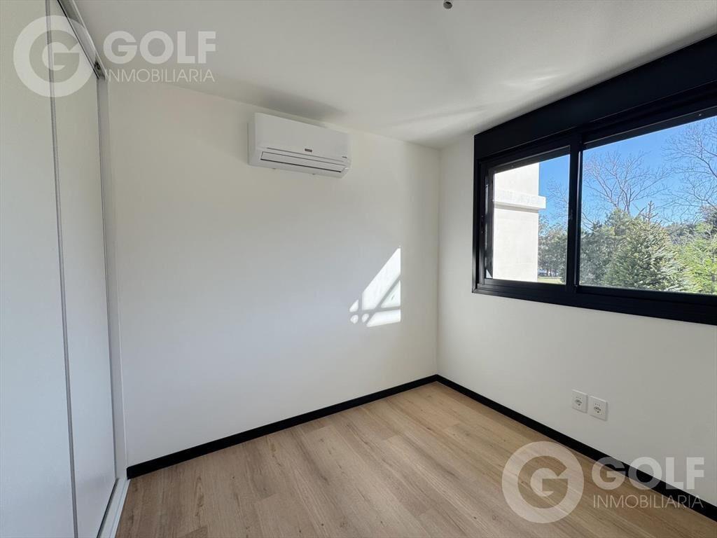 Venta de Apartamento de 2 Dormitorios en Barra de Carrasco