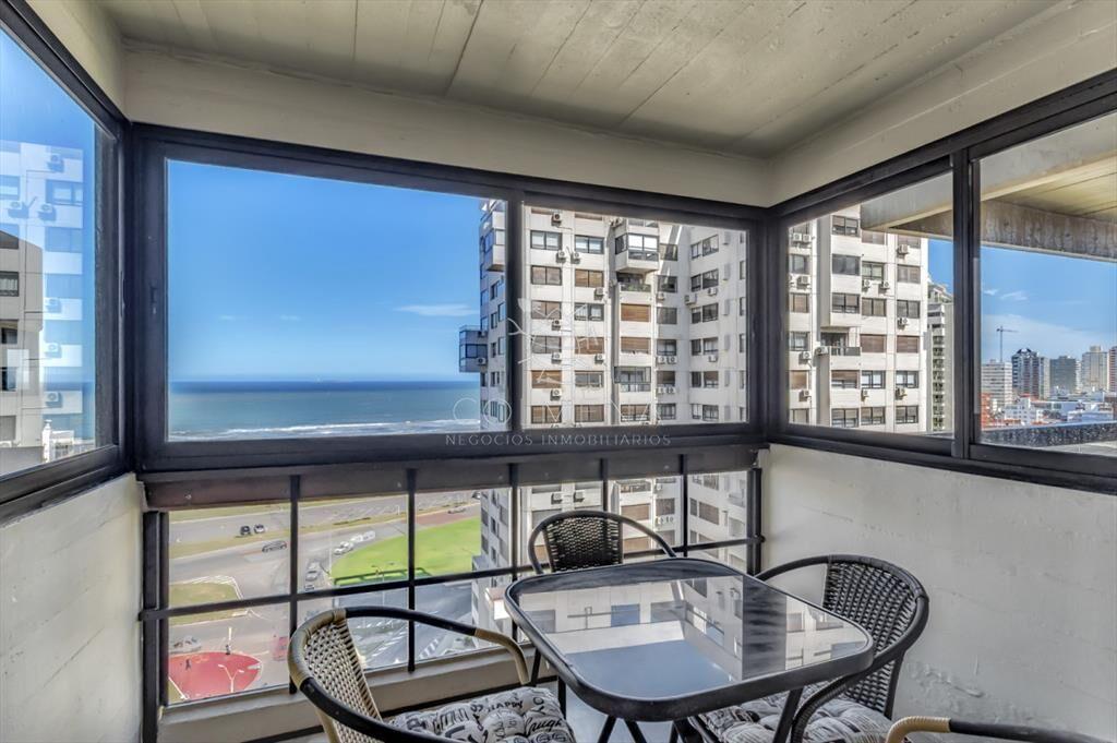 Apartamento en primeras parada de la brava y de