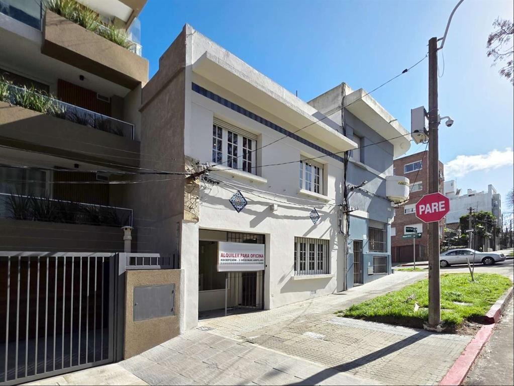 ALQUILER CASA P/ EMPRESA - OFICINA PUERTO BUCEO - POCITOS N