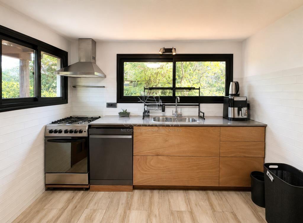 CASA EN VENTA Y ALQUILER ANUAL EN PINARES