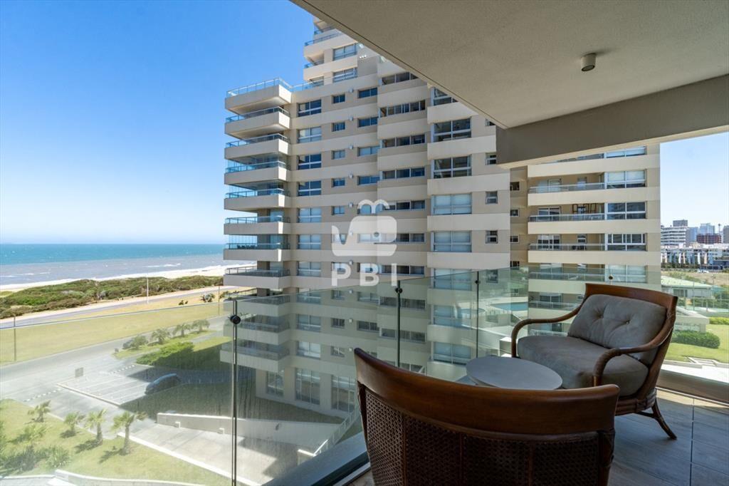 Residencia Premium en la Brava con Vistas - Trump