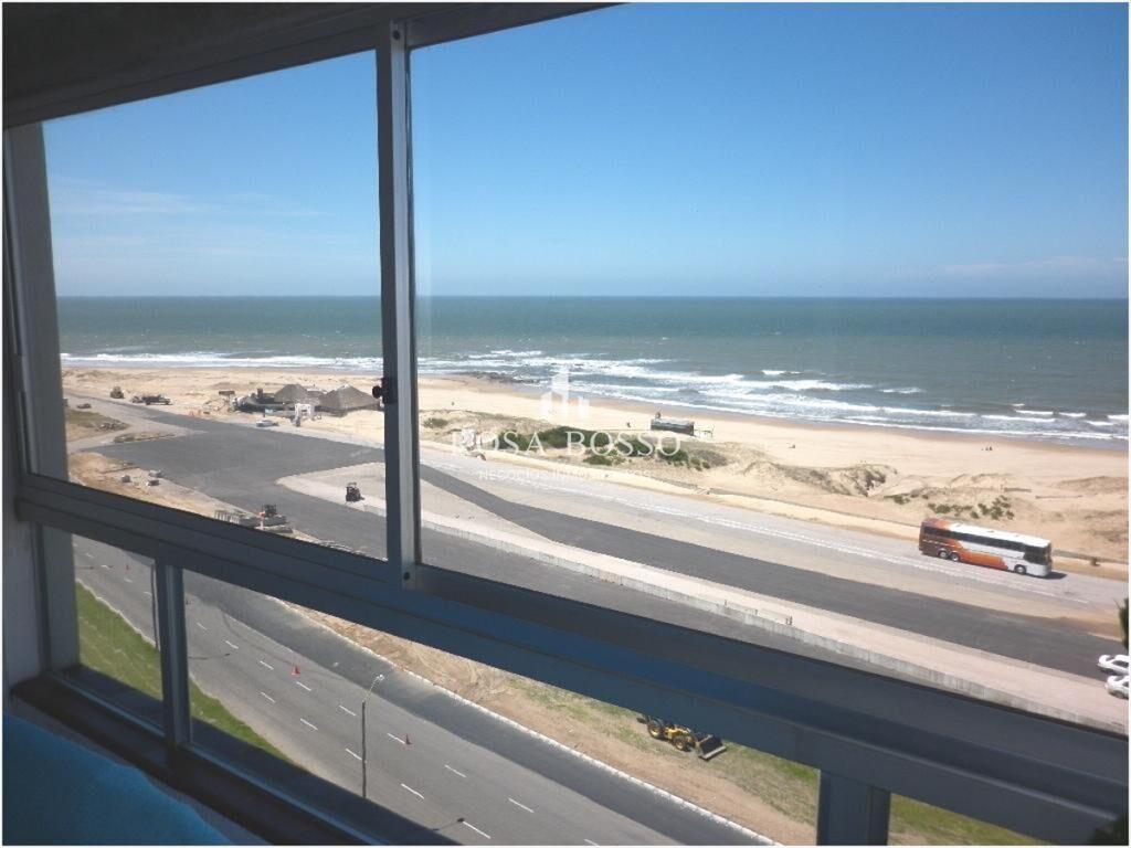 Excelente ubicacion ,vista directa al mar