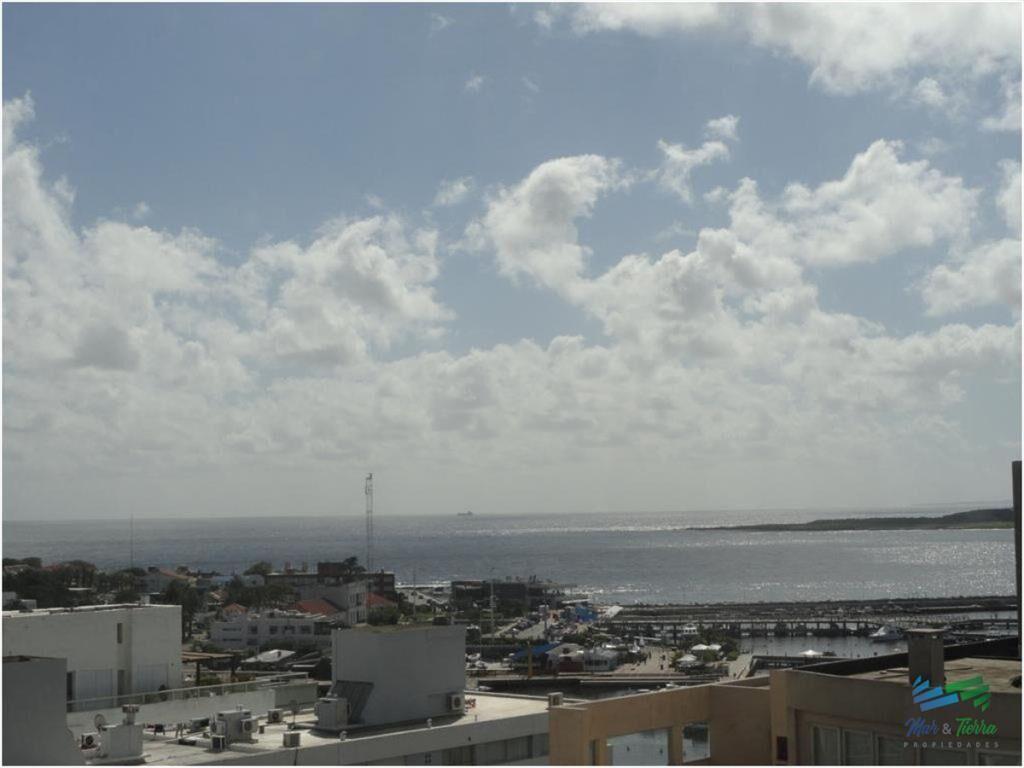Apartamento en Peninsula, 2 dormitorios *