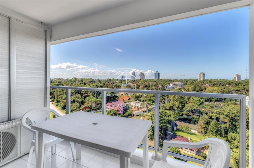 En venta apartamento 2 dormitorios en Complejo