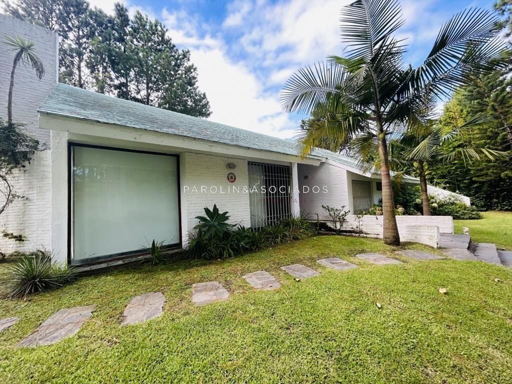 Casa en venta  con piscina climatizada, 4 Lugano,