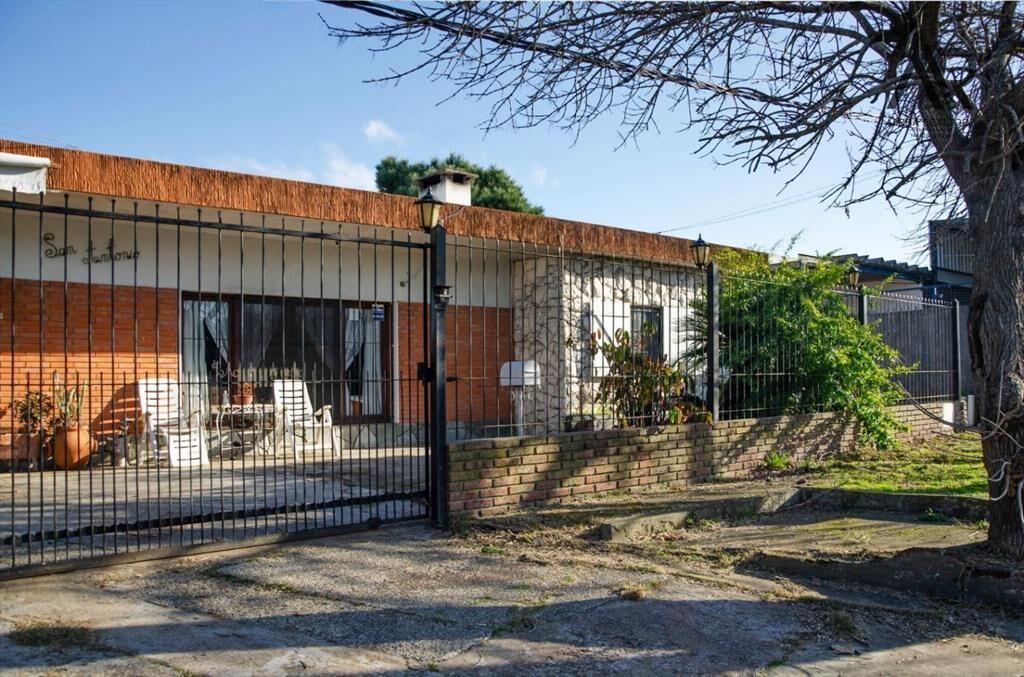 Casa en venta c/ cochera en Cachimba del Rey