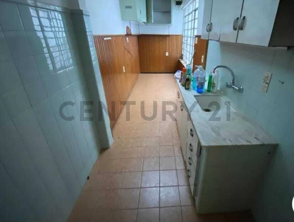 Venta/Aguada/PH/Planta Baja/2Dormitorios/Al Frente/Cocher...