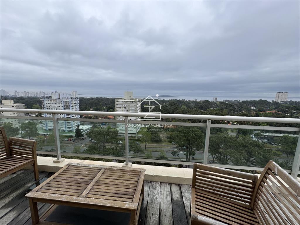 Venta apartamento 3 dormitorios Punta del Este