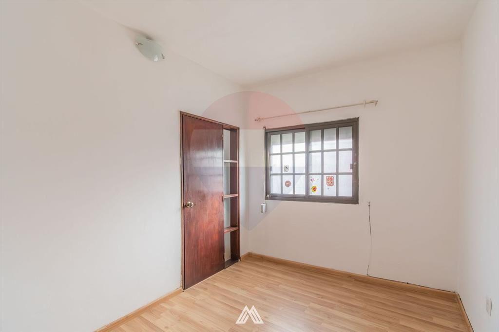 VENTA CASA 3 DORMITORIOS Y COCHERA EN BUCEO
