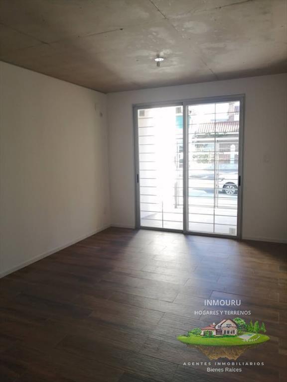 Alquiler de Hermoso Apto en Pocitos de 1 Dormitorio con Gar