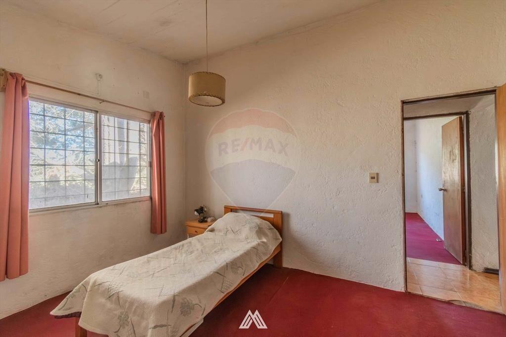 Venta de campo 3,5Ha. sobre Ruta 87 con dos casas.