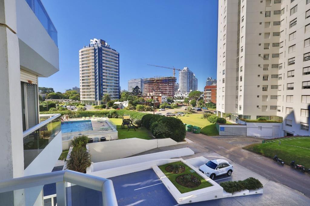 VENTA DE APARTAMENTO 2 DORMITORIOS EN TORRE II