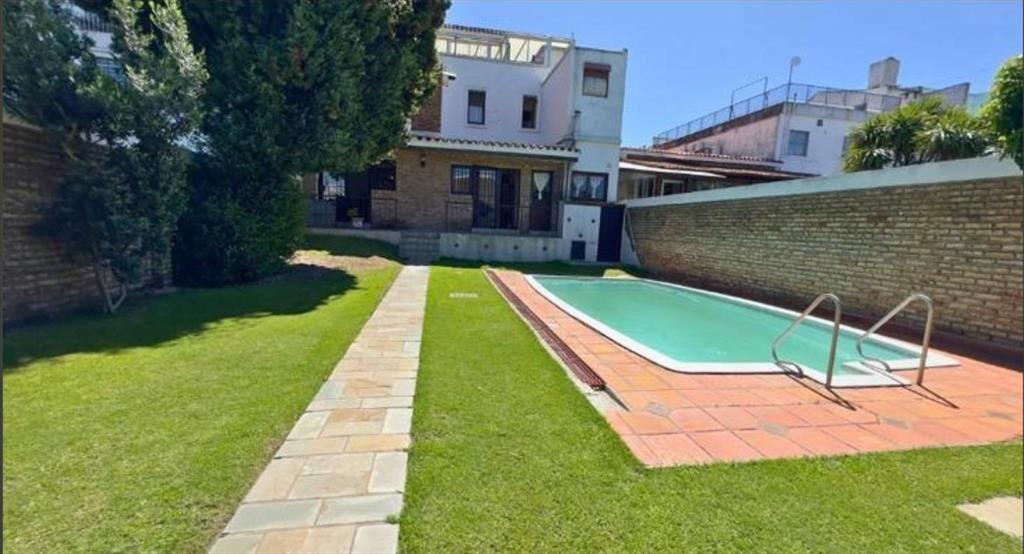 Venta Casa 4 dormitorios y scio. Parque Batlle Piscina y Ba
