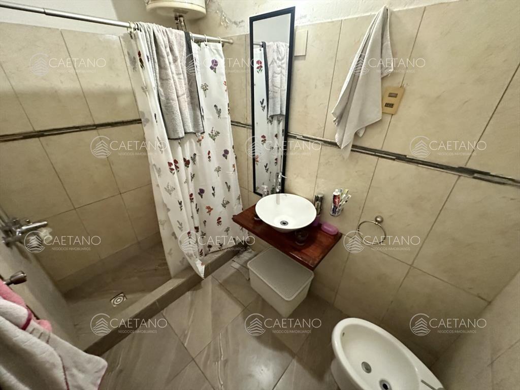 MONTEVIDEO, CASA EN VENTA - OPORTUNIDAD