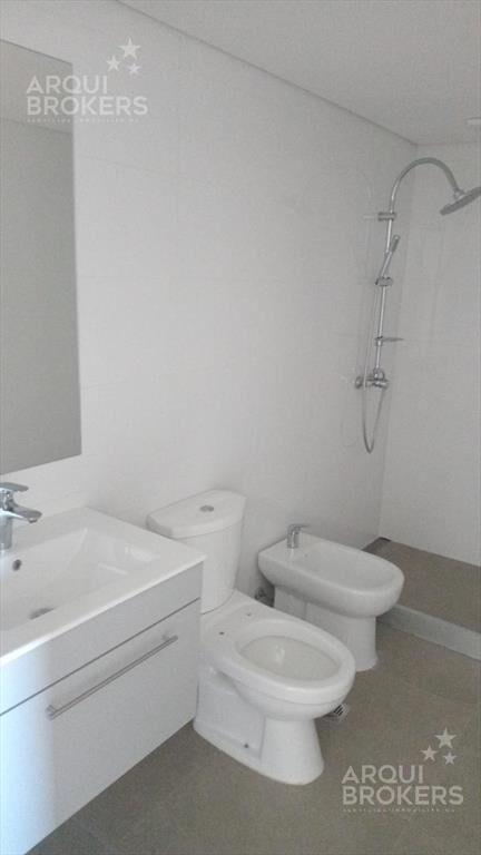 Apartamento de 2 dormitorios en venta en Centro