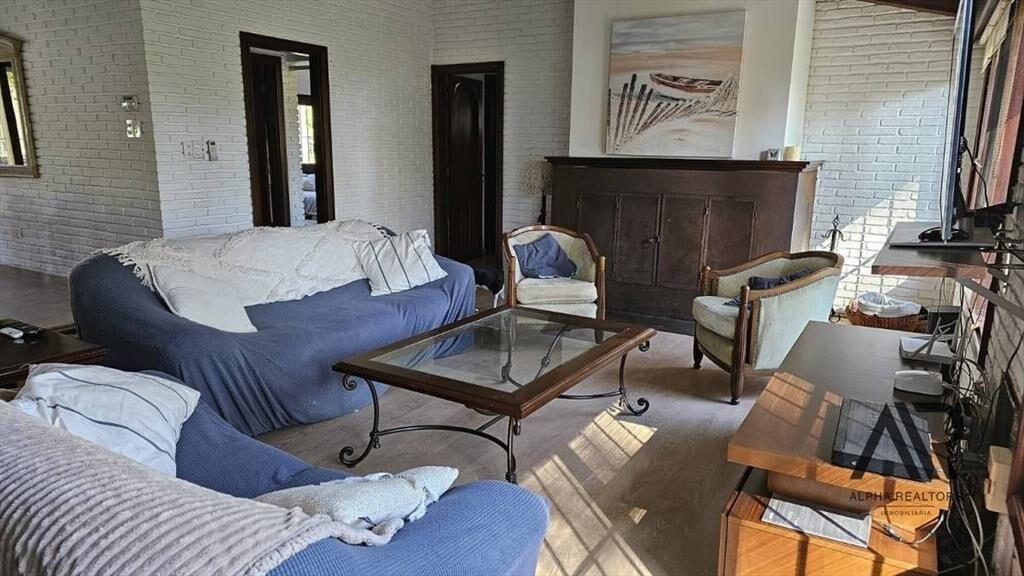 Casa 4 Dormitorios En Alquiler Temporal Punta Del Este