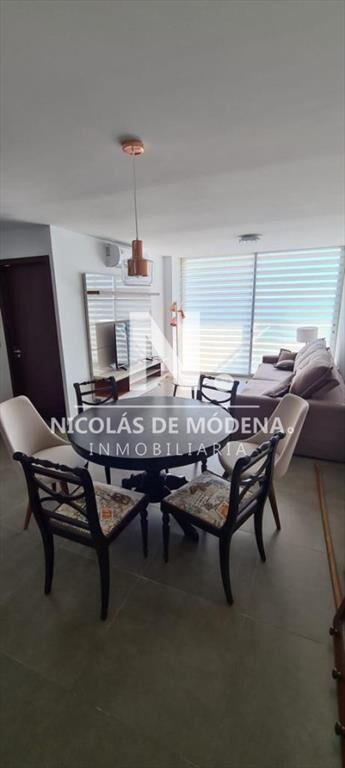 Apartamento de Venta de 2 dormitorio en Edificio