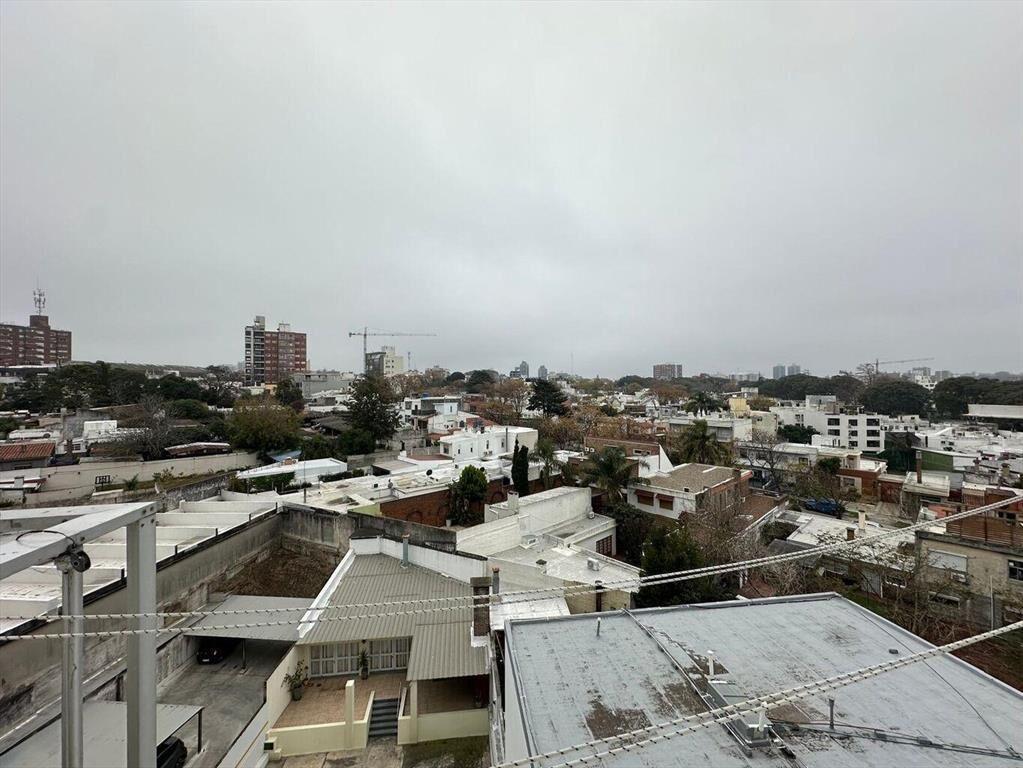 Se alquila Apartamento de dos dormitorios sobre la rambla d