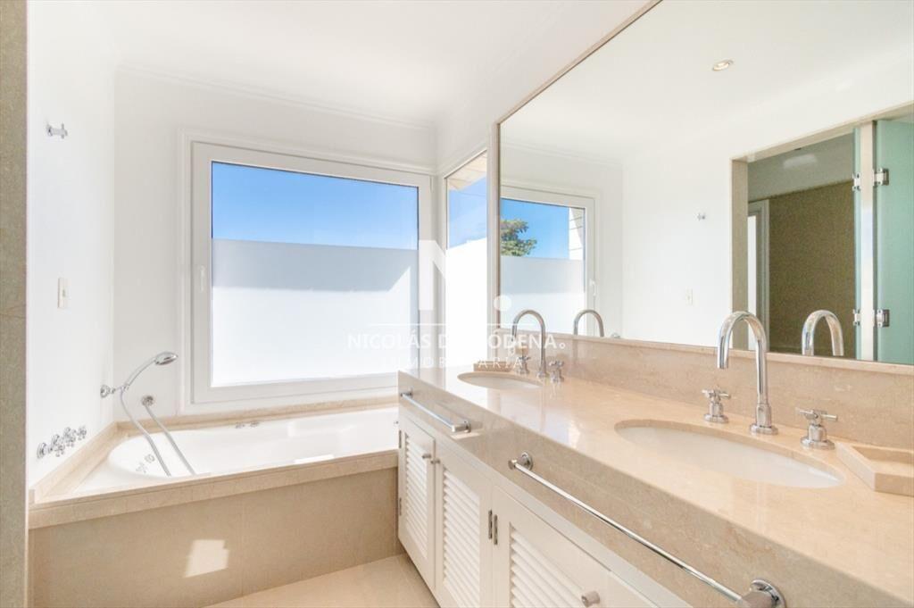 Lindo apartamento con agradable lista al mar