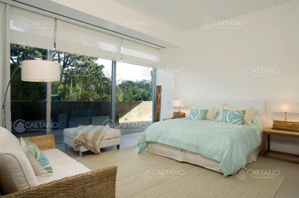 Acqua Punta del Este Apartamento en Venta con Pileta propia