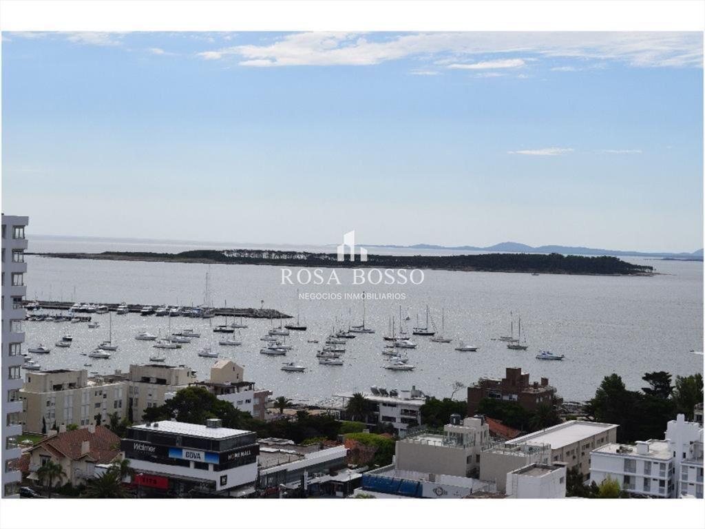 Apartamento en Peninsula, 2 dormitorios *