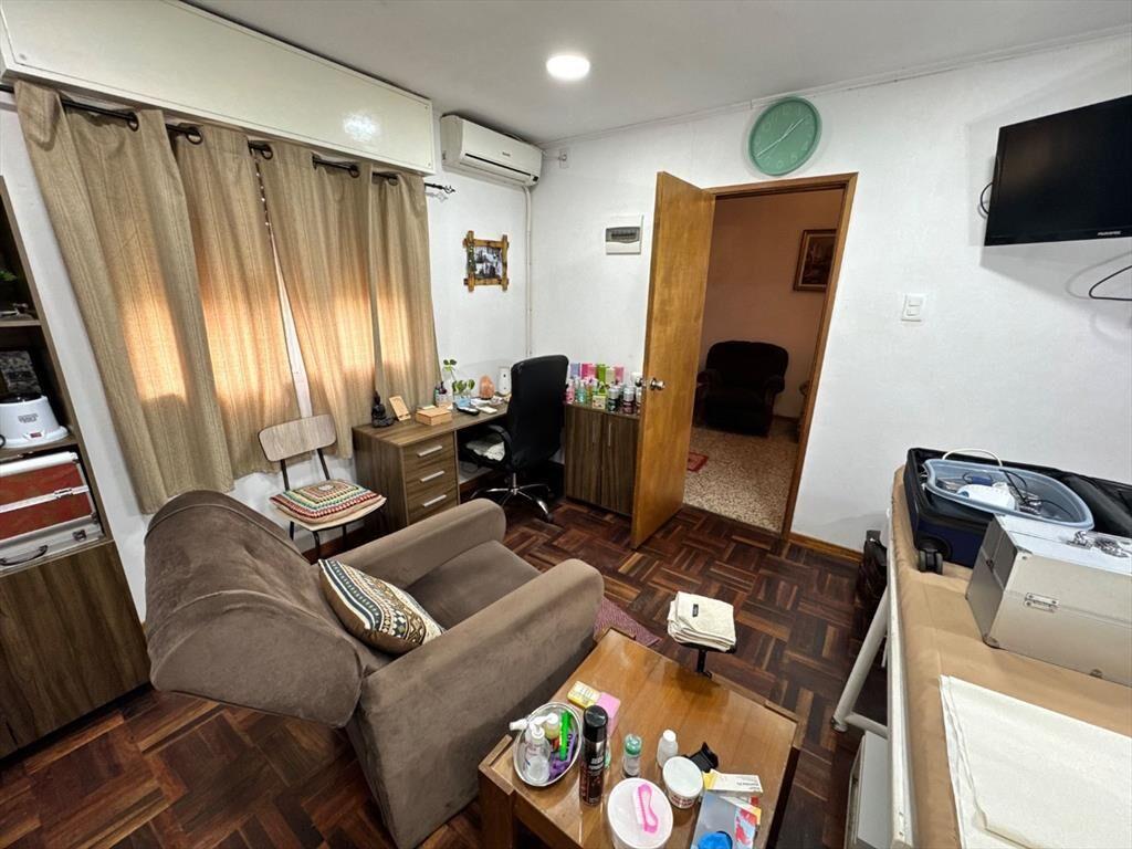 Venta 2 casas en barrio Peñarol 3 dormitorios c/u