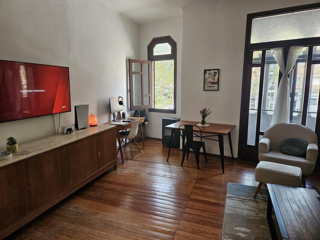 8 de octubre y Abreu, casa de altos, reciclada, 145 m2 !!