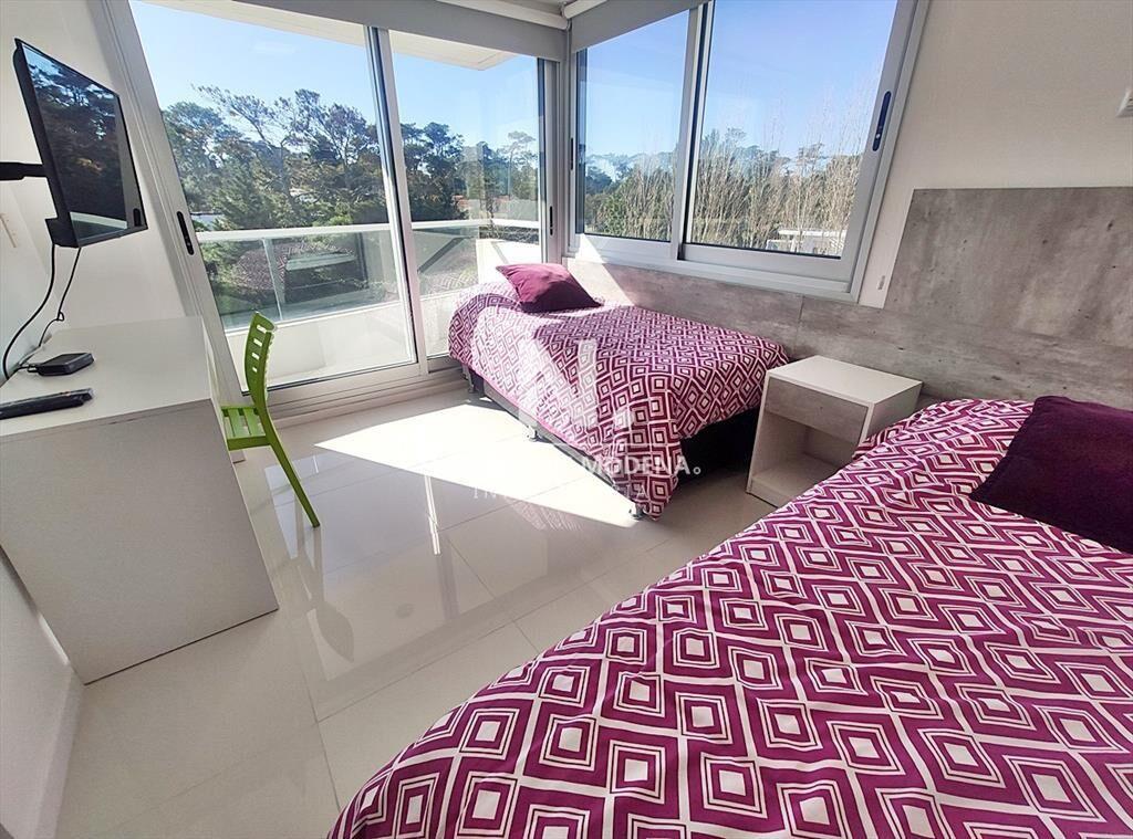 Penthouse frente al mar, categoría y