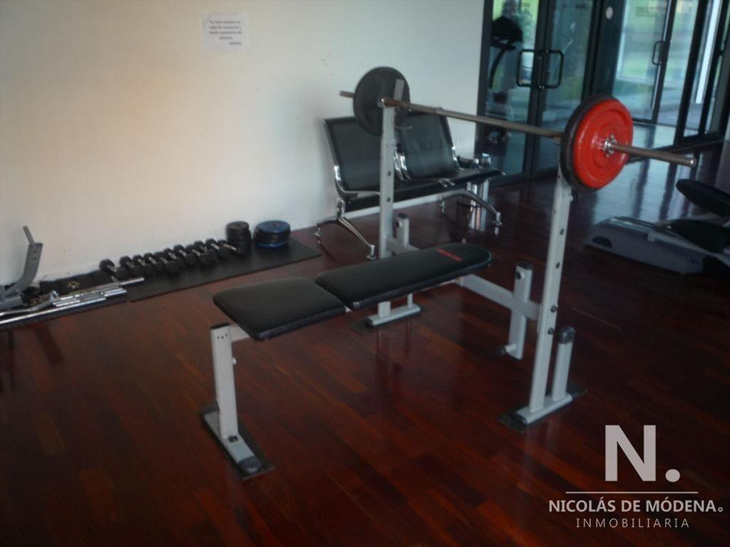 Excelente vista con todos los amenities sobre Roosevelt