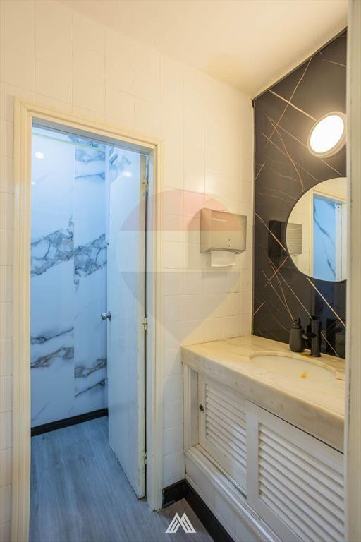 VENTA OFICINA CIUDAD VIEJA