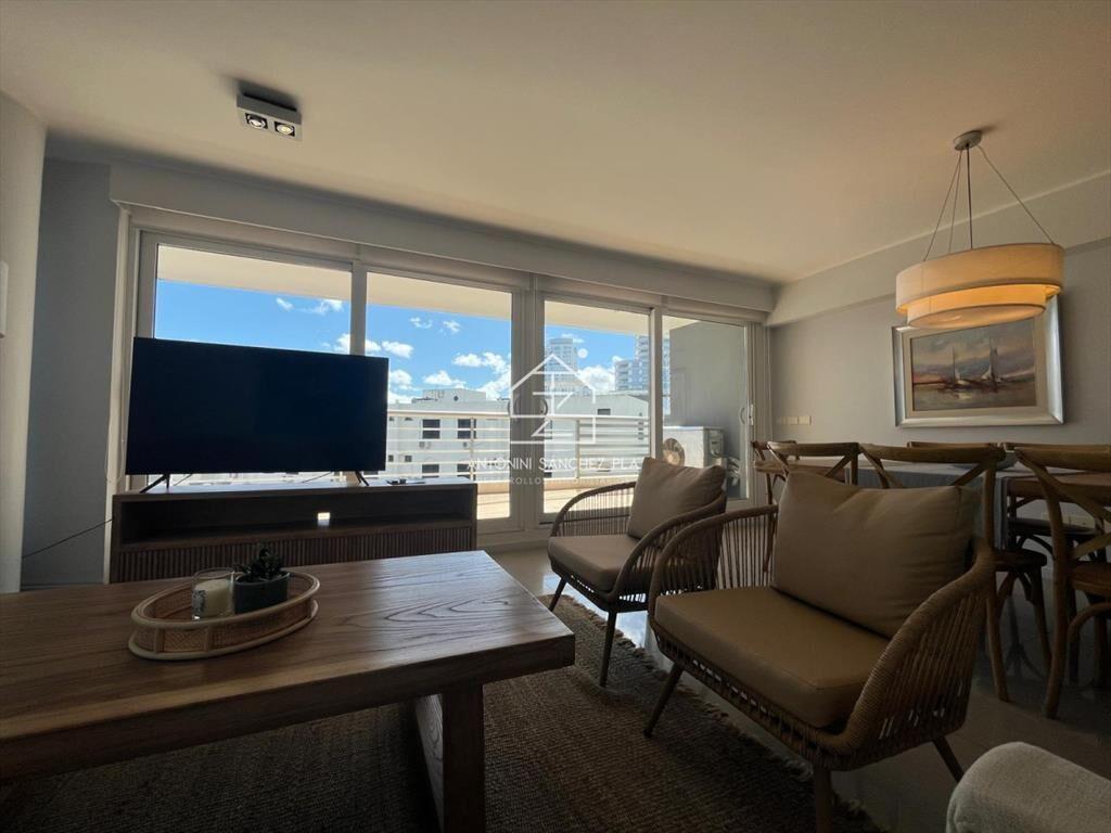 Apartamento en Venta y Alquiler, Mansa, Punta del