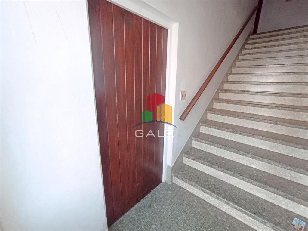 SE VENDE APARTAMERTO 1 DORM AMPLIO CENTRO DE