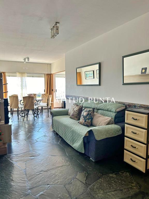 Apartamento en Península, 2 dormitorios y vista
