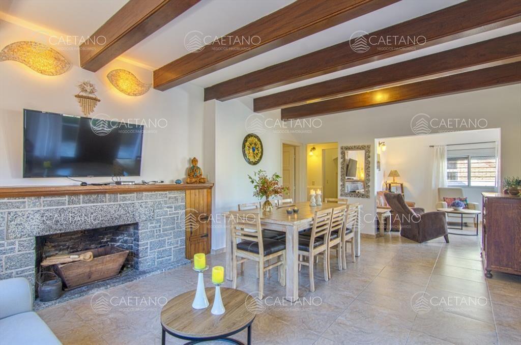 Venta casa de 6 dormitorios - PenÃ­nsula, Punta