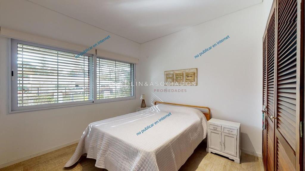 VENTA DE CASA DE 3 DORMITORIOS EN LUGANO PUNTA