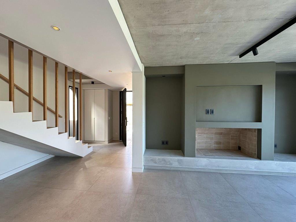 Venta de casa con tres dormitorios y escritorio en Barrio Pa