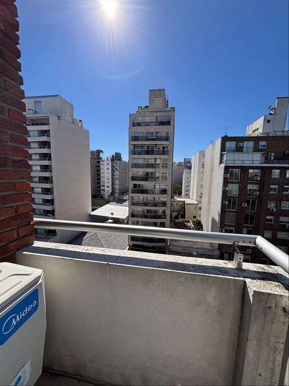 Punta Carretas Alquiler con muebles 2 dormitorios 2 baños t