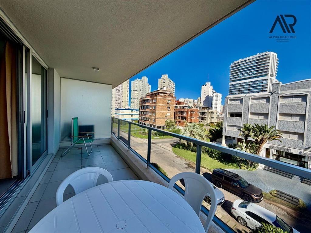 Apartamento en venta c/ cochera en Aidy Grill