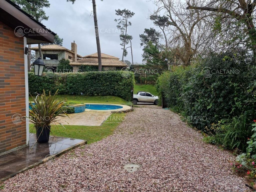 Casa en alquiler de 3 dormitorios en Punta del Este