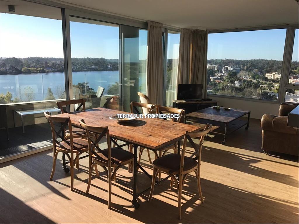 Venta con muebles apartamento de dos dormitorios/ 2 unidad